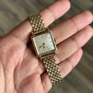 Vintage Bulova 12K Rolled Gold Wrist Watch